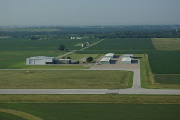 Overview of Macomb Municipal Airport